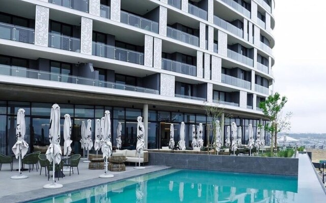 Executive apartment at Ellipse Waterfall