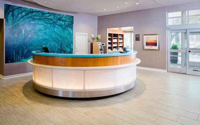 SpringHill Suites Savannah Downtown / Historic District