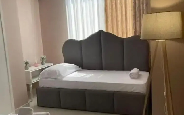 Edion Center Apartment