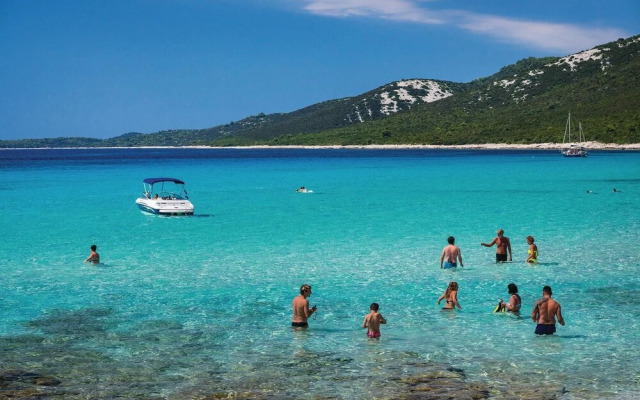 Nice Home in Sali With 2 Bedrooms and Wifi