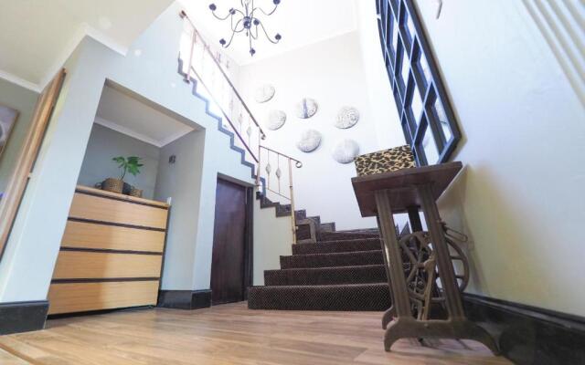 Fever Tree Guesthouse Pty Ltd