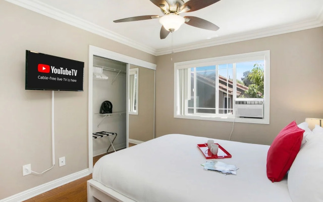 Multi-level 2br-fast Wifi-free Parking -cm-1