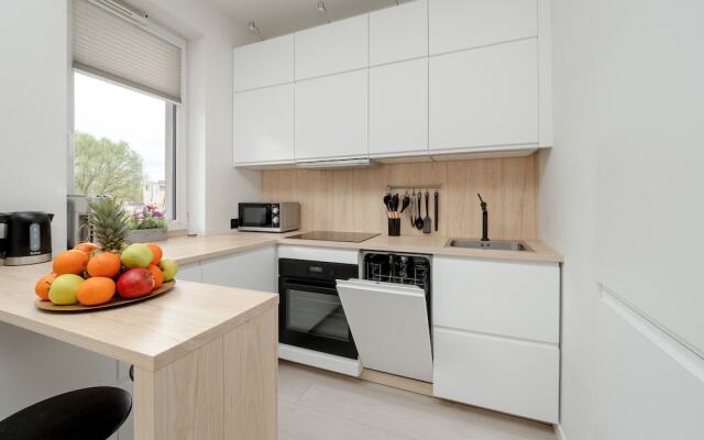 Łąkowa Apartment Łódź by Renters