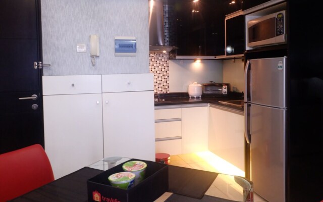 2BR Patria Park Apartment by Travelio