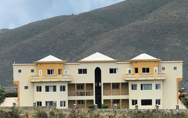 Singh Luxury Apartments With sea View, Apt.1