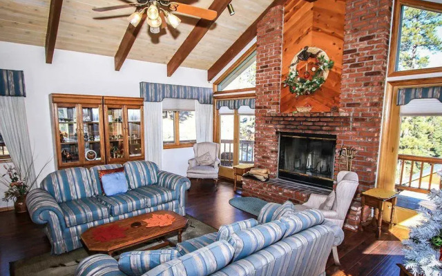 Four Seasons Estate #1231