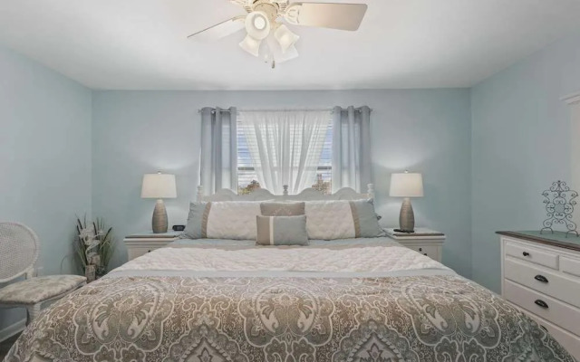 Lagoon Sun 5 by RedAwning