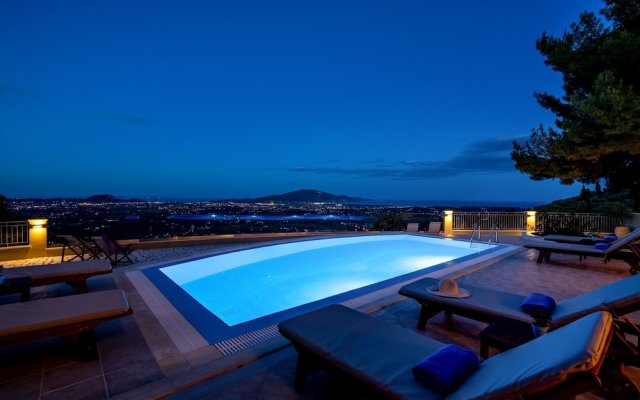 Castelli Luxury Villa