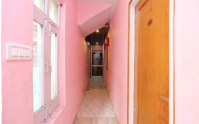 Surya Holiday Home by OYO Rooms