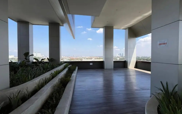 Premium Collins Boulevard Near Airport