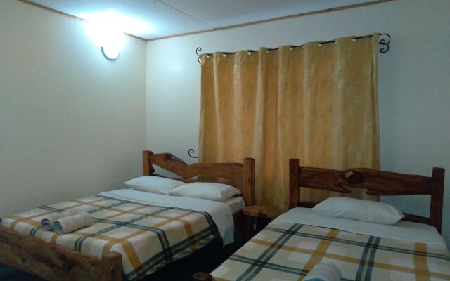 Green Leaves Homestay