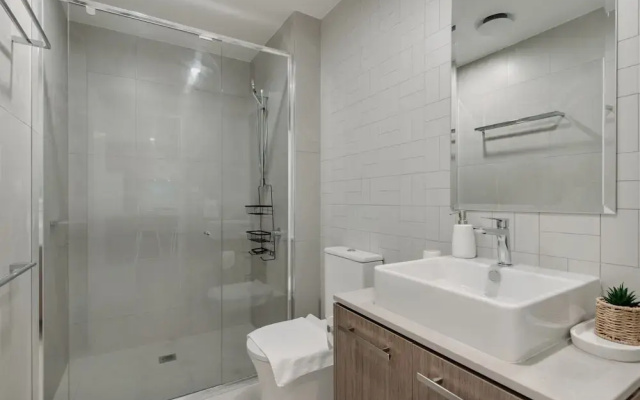 Cosy 1-bed With Pool, Gym ,parking