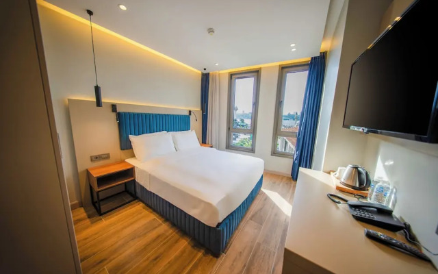 The Palm Bosphorus Hotel