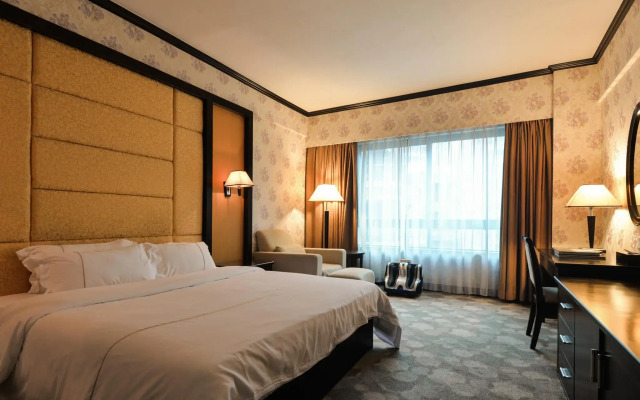 New Pearl River Hotel