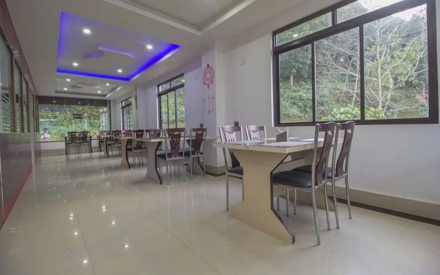 Hotel Blue Sapphire By OYO Rooms