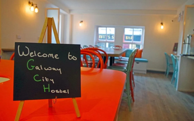 Galway City Hostel & Bar