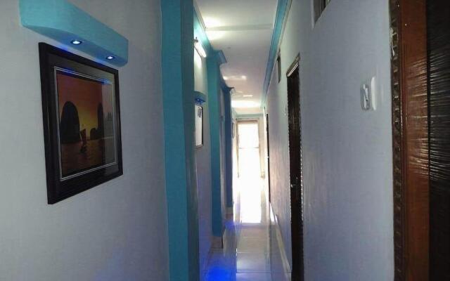 Eden Guest House & Dormitory - Hostel