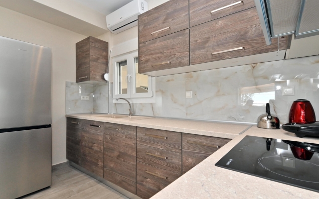 Sabbia Seafront Apartment 3 by TravelPro Servi...