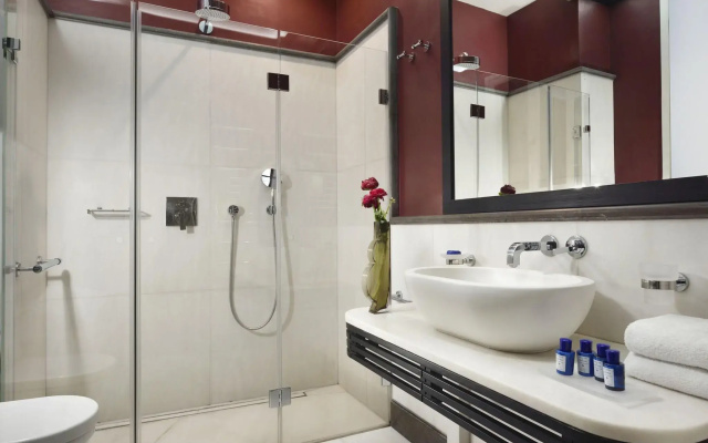 San Firenze Suites & Spa