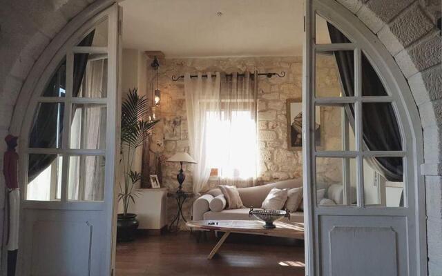 Luxurious Stone House in Elani