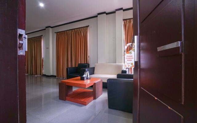 Capital O 2102 Grand Mutiara Hotel
