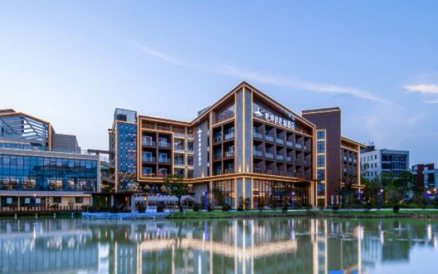 Qian Kun Run Songhu Hotel