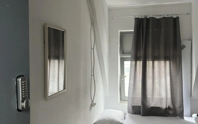 Петя и Волк на Биржевом