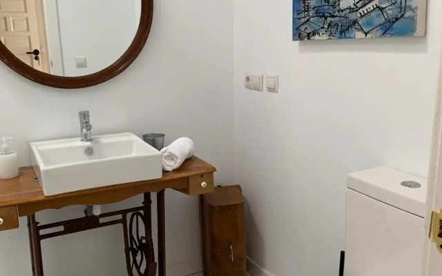 Astarte House 12 pax