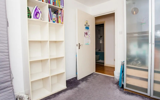 Charming Peaceful 2 Bed with Parking and Garden