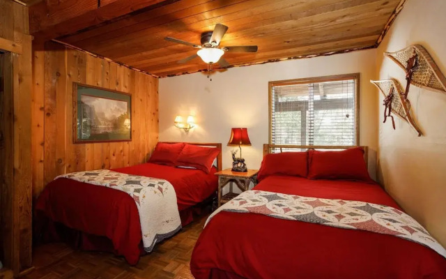 Arrowhead Pine Rose Cabins