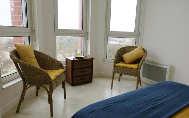 Appartement Avec Superbe Vue Mer À Tregastel - Ref 6