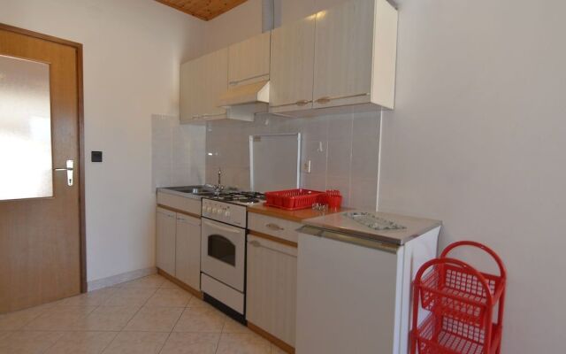 Apartments Emil 596