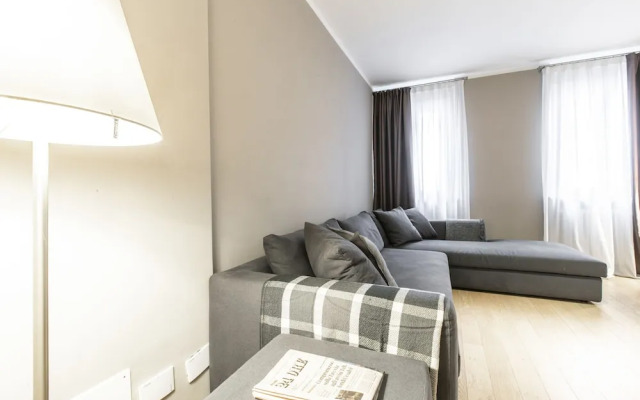 Rialto Canal View Deluxe R&R