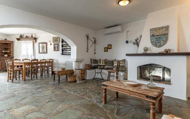 villa argo naxos