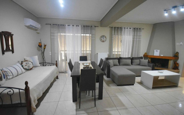 A&J Apartments or Rooms athens airport