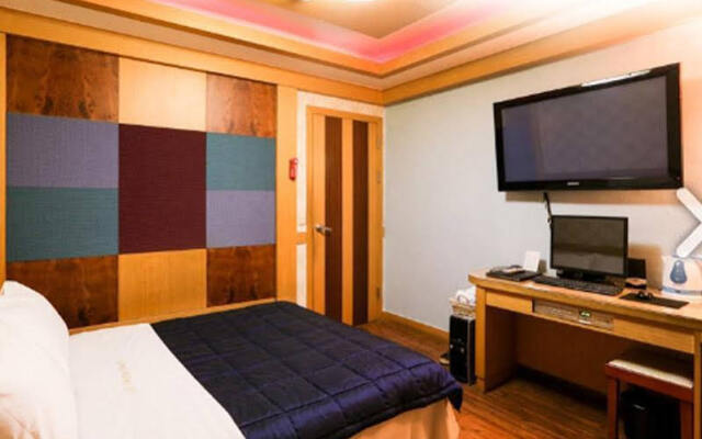 Top Hotel Yongin
