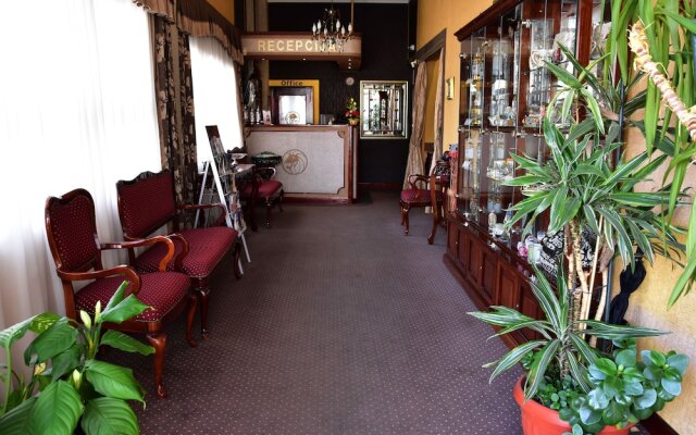 Garni Hotel Lav
