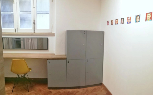 Draft Hostel & Rooms