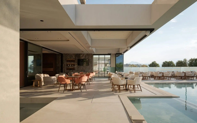 Avant Blue Boutique Hotel