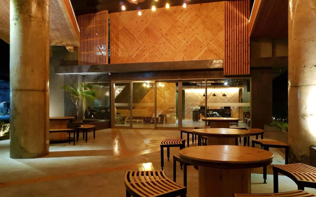 EcoLoft Hotel