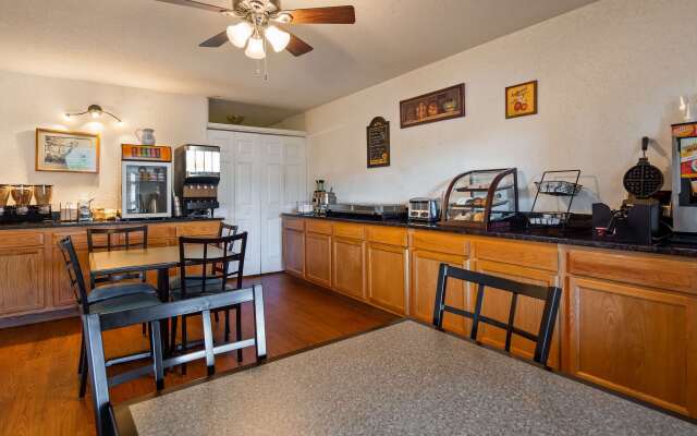 SureStay Plus Hotel by Best Western Berkeley Springs