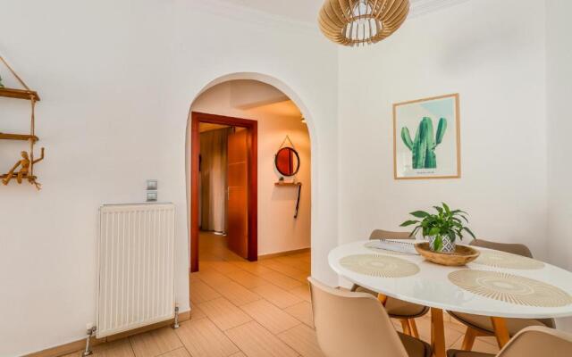 Traveler Home 85m2 Private Parking Next to Center