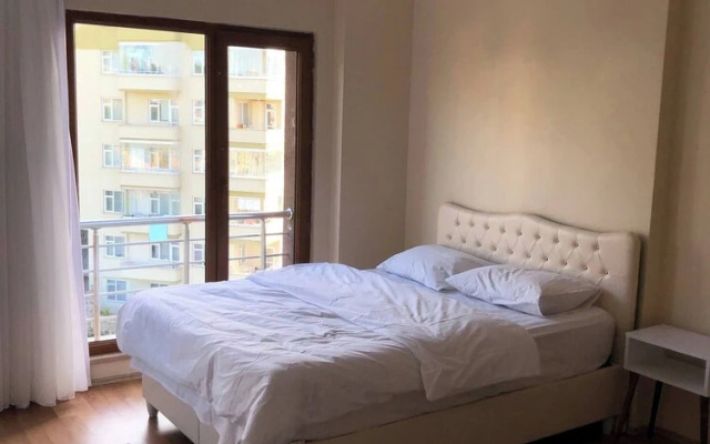 Luxury And Comfort In The City Center