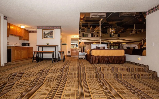 Wonderstone At Glacier