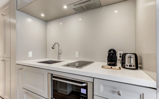 Avalon Suites Yorkville