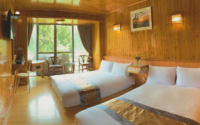 Ali-Shan Kaofeng Hotel