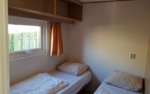 Carefully Furnished Chalet With Microwave at the Wadden Sea