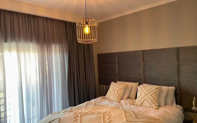 Sunset View KING Bedroom