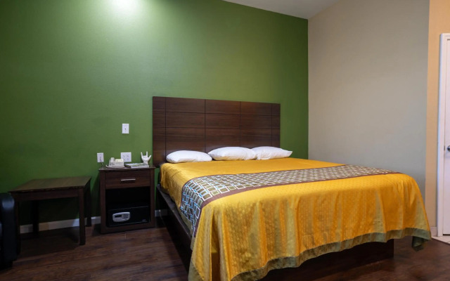 Texas Bungalows Hotel & Hotel Que at Lakeline Austin Cedar Park