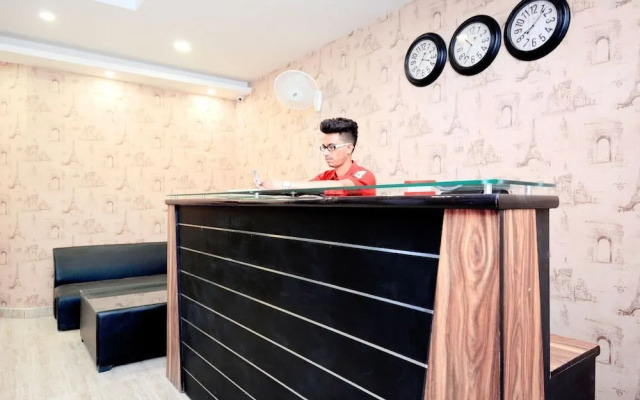Hotel Lazeeno Classic by OYO